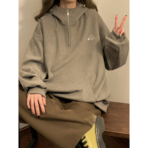 2023女模灯芯绒连帽套刺绣套头卫衣外套 黑色 W027-P55 控78图片