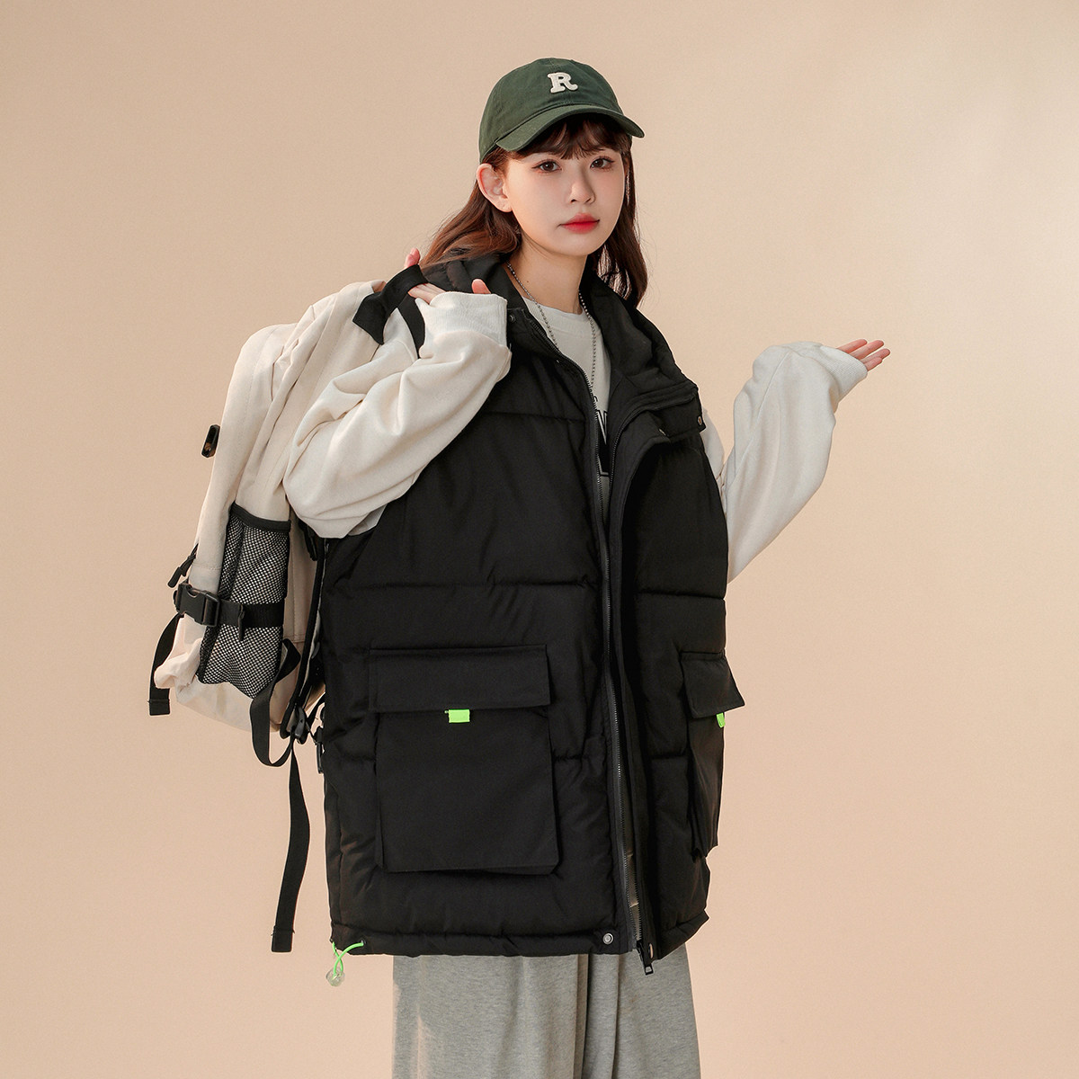 2024冬季中性风新款大口袋连帽可拆卸棉马夹杏MJ13-P75控108,女装马甲,电商B237
