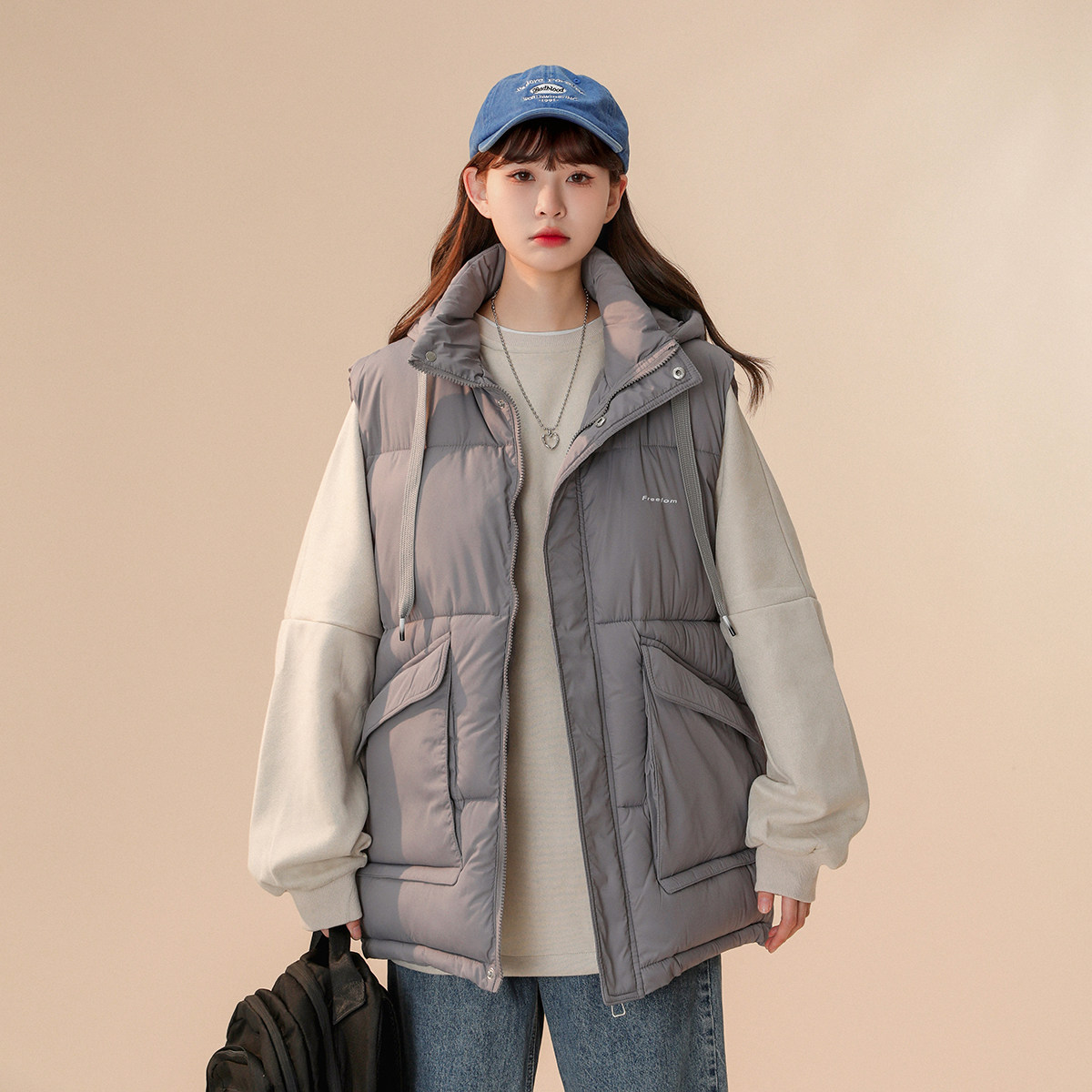 2024冬季中性风新款大口袋连帽可拆卸棉马夹黑色MJ14-P75控108,女装马甲,电商B237