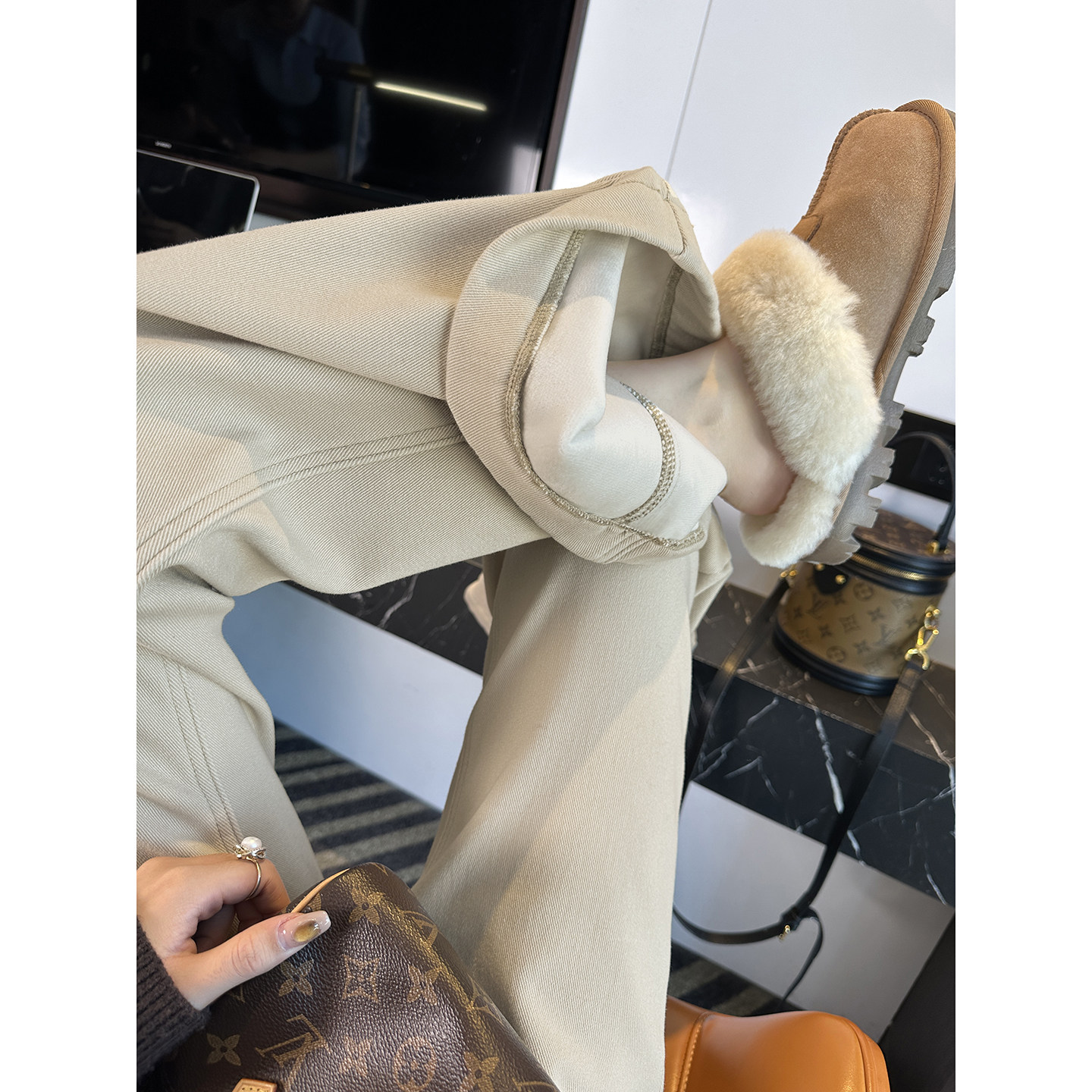 长腿预警！~卡其色加绒加厚高腰微喇牛仔裤女秋冬弹力喇叭长裤子,女装/女士精品,牛仔裤,淘宝优惠券,粉丝福利购,淘宝优惠卷