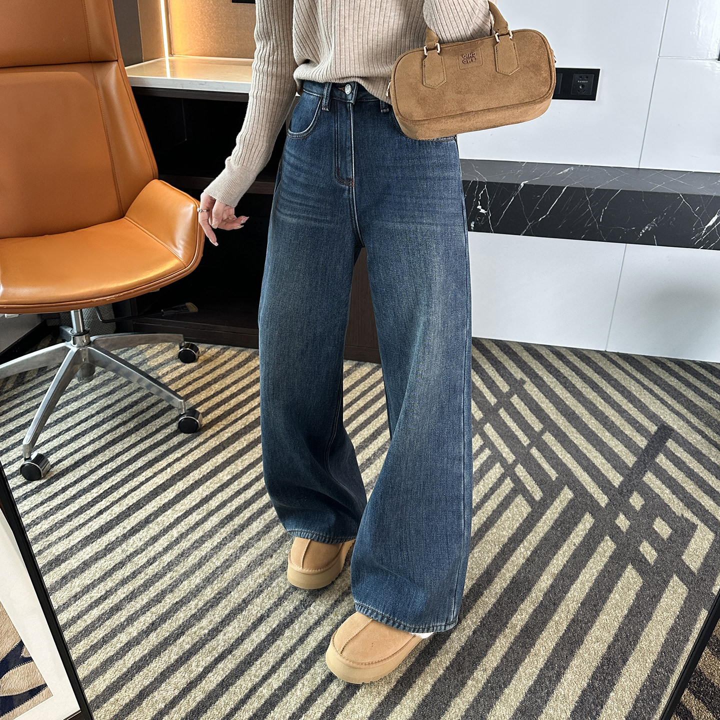 遮胯好手！~加厚绒窄版阔腿牛仔裤女新款冬复古高腰宽松直筒长裤,女装/女士精品,牛仔裤,淘宝优惠券,粉丝福利购,淘宝优惠卷