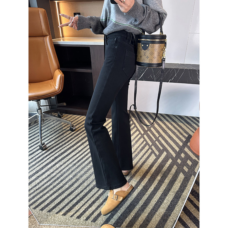 神级大长腿！~黑色喇叭牛仔裤女