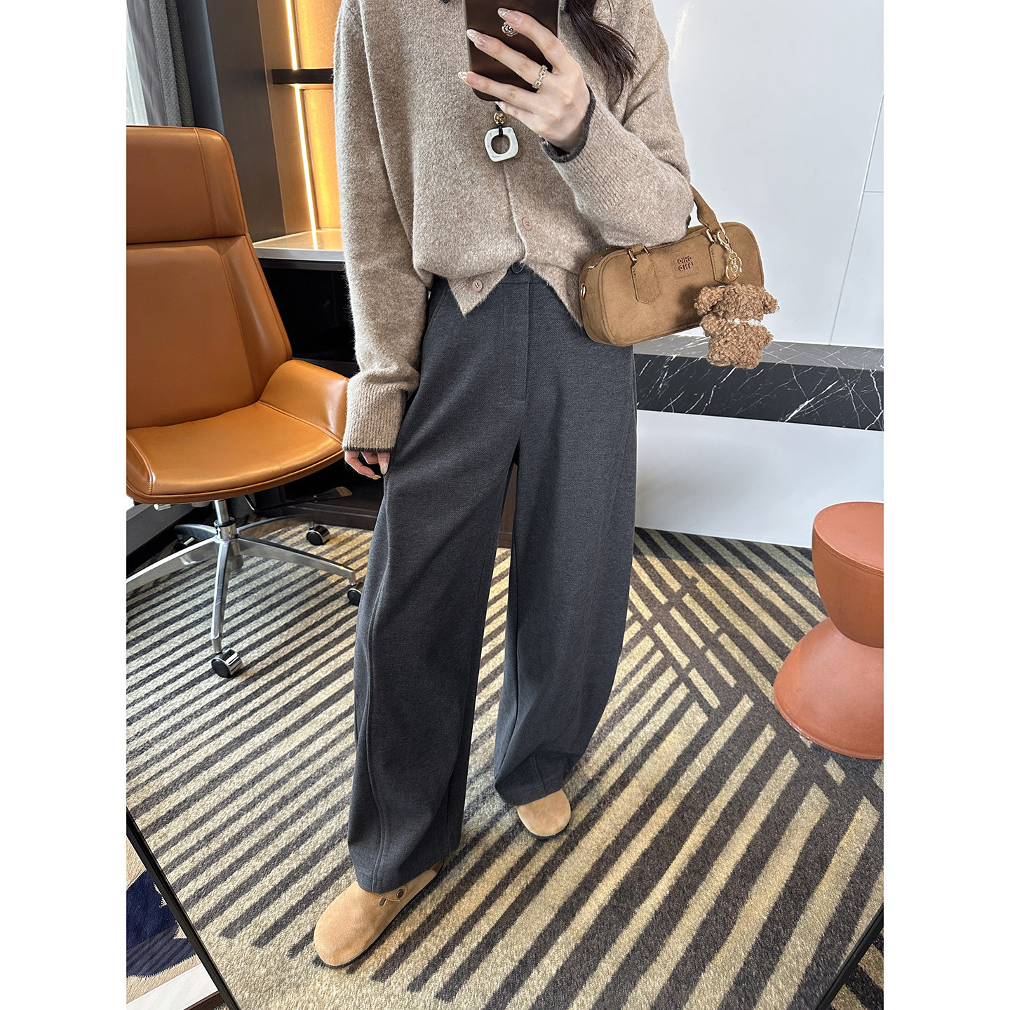 深冬裤王！~加厚绒羊毛弯刀休闲裤女2025新款宽松慵懒阔腿长裤子,女装/女士精品,休闲裤,淘宝优惠券,粉丝福利购,淘宝优惠卷