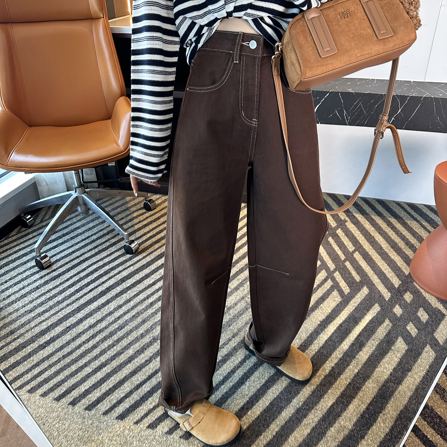 不露腿时髦！~窄版弯刀牛仔裤女