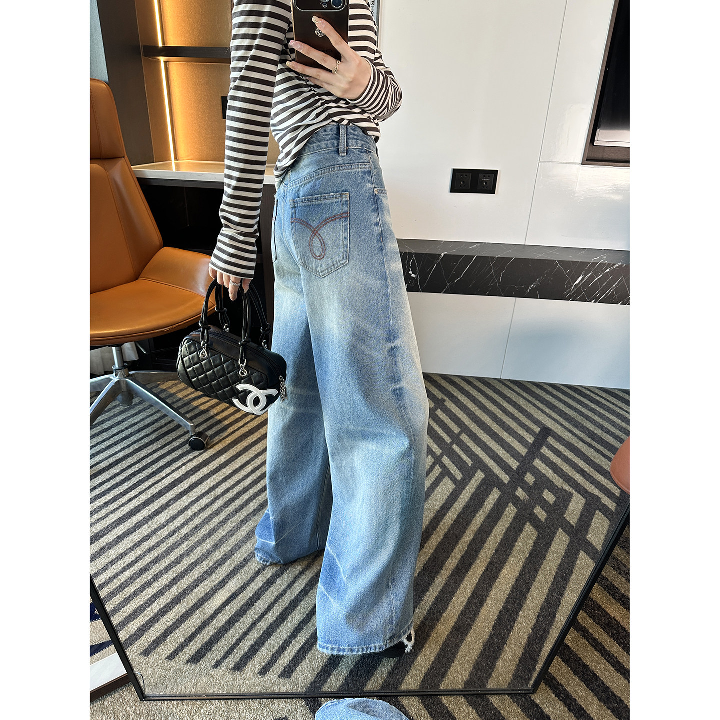 一眼爱上！~重工猫须水洗阔腿牛仔裤女2026春季新款宽松直筒长裤