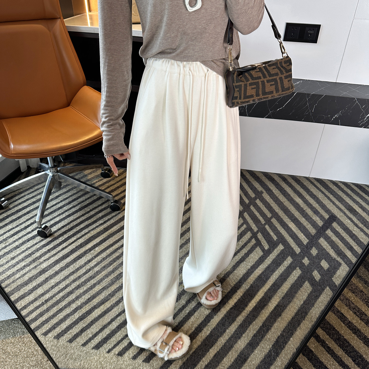 自留款！必入~柔软垂感阔腿休闲裤女春新款高腰宽松慵懒直筒卫裤,女装/女士精品,休闲裤,淘宝优惠券,粉丝福利购,淘宝优惠卷