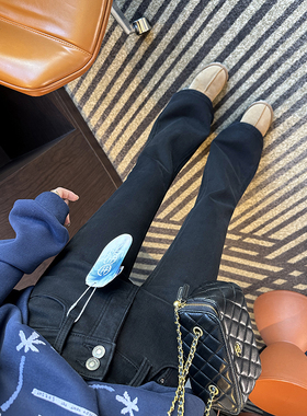保暖时髦两不误！~黑色微喇叭牛仔裤女冬加绒加厚高腰显瘦长裤新
