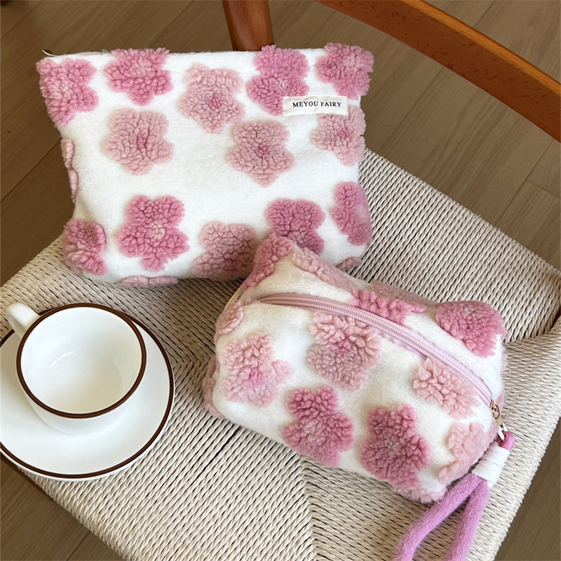 ins2026新款小花羊羔毛化妆包便携洗漱包手提补妆包帆布包收纳袋,收纳整理,化妆包,淘宝优惠券,粉丝福利购,淘宝优惠卷