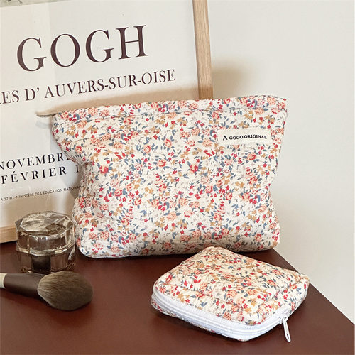 ins化妆包韩版碎花收纳小清新