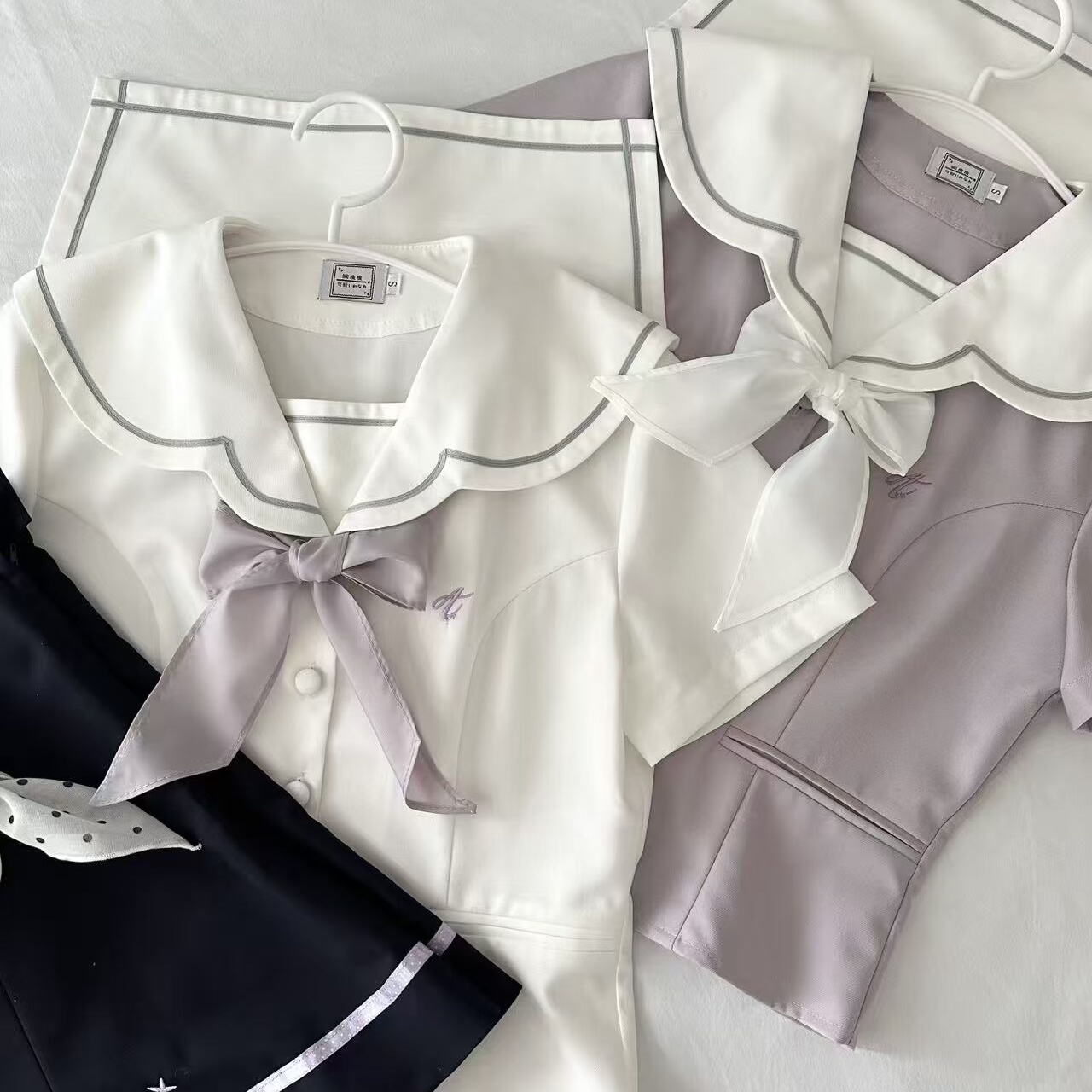 【丁香花雨】狗皮皮jk原创花瓣领上衣春夏新款可爱衬衫