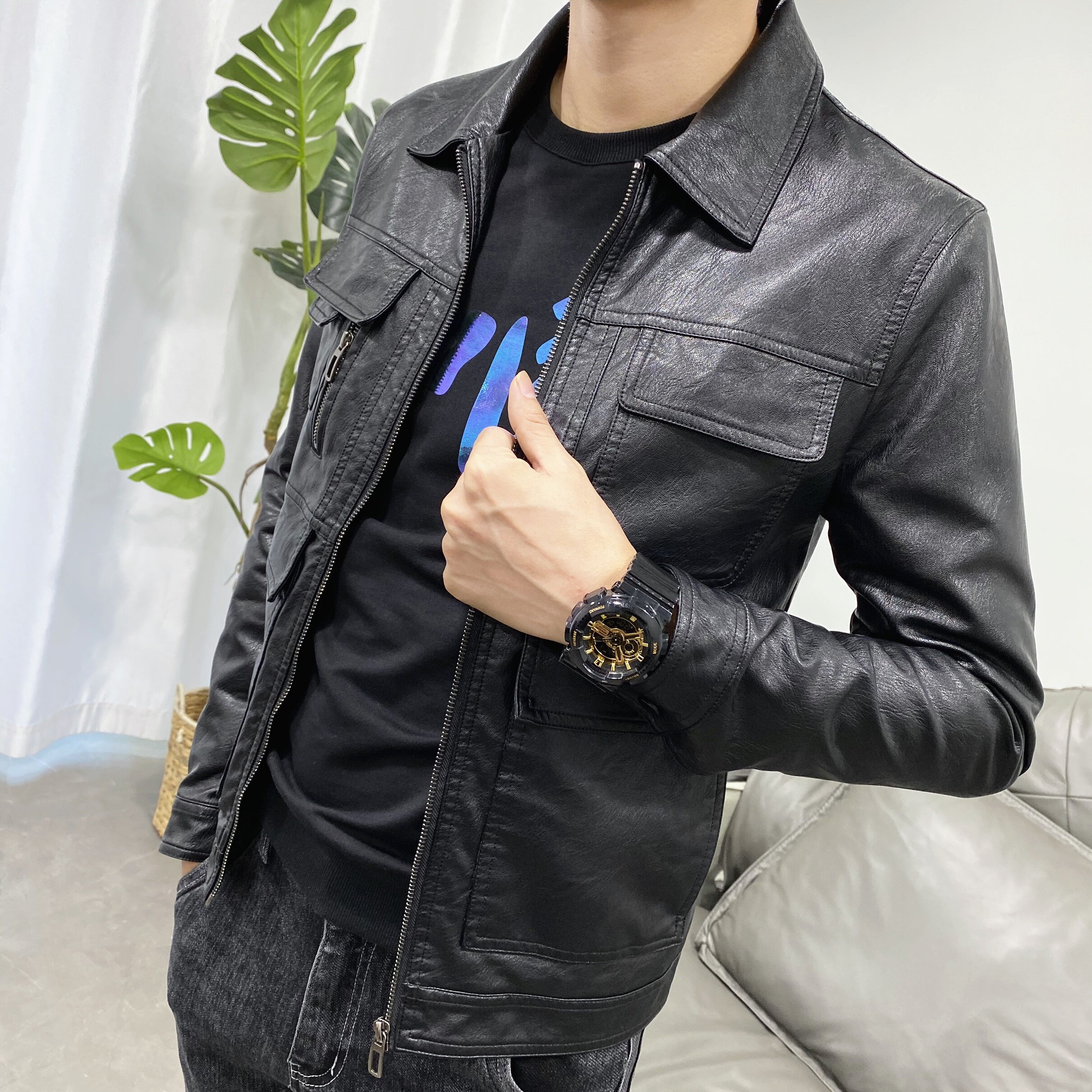 潮男秋季新款皮衣多口袋翻领修身显瘦气质水洗皮夹克精神小伙外套
