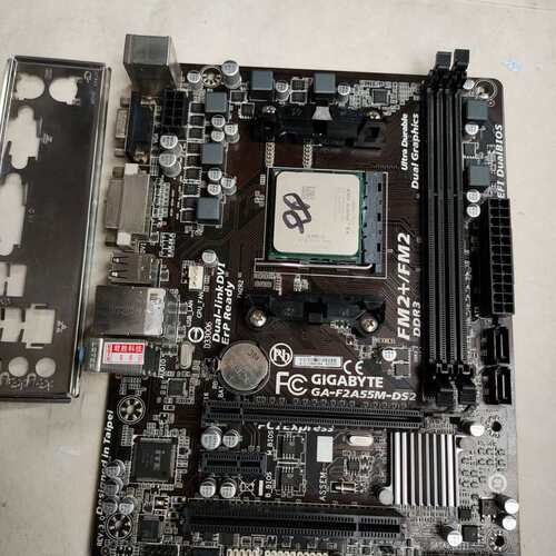议价F2A55主板+Ⅹ4 730Cpu(四核)套装！品像如图可维修
