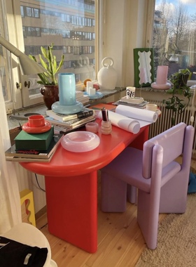 北欧丹麦ins风轻奢实木书桌家用小户型长桌子设计师椭圆形办公桌