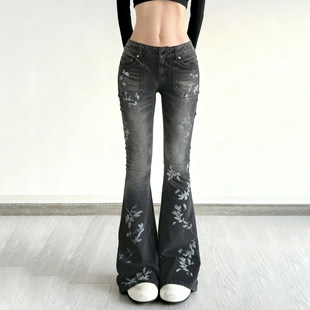 低腰微喇休闲长裤 千禧感复古植系印花牛仔裤 古早辣妹 ROCKMORE