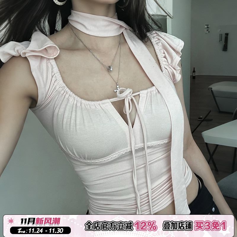 浅粉色小飞袖绑带上衣方领