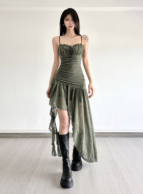 ROCKMORE【森系废土】绿色不规则网纱褶皱修身吊带裙收腰辣妹短裙