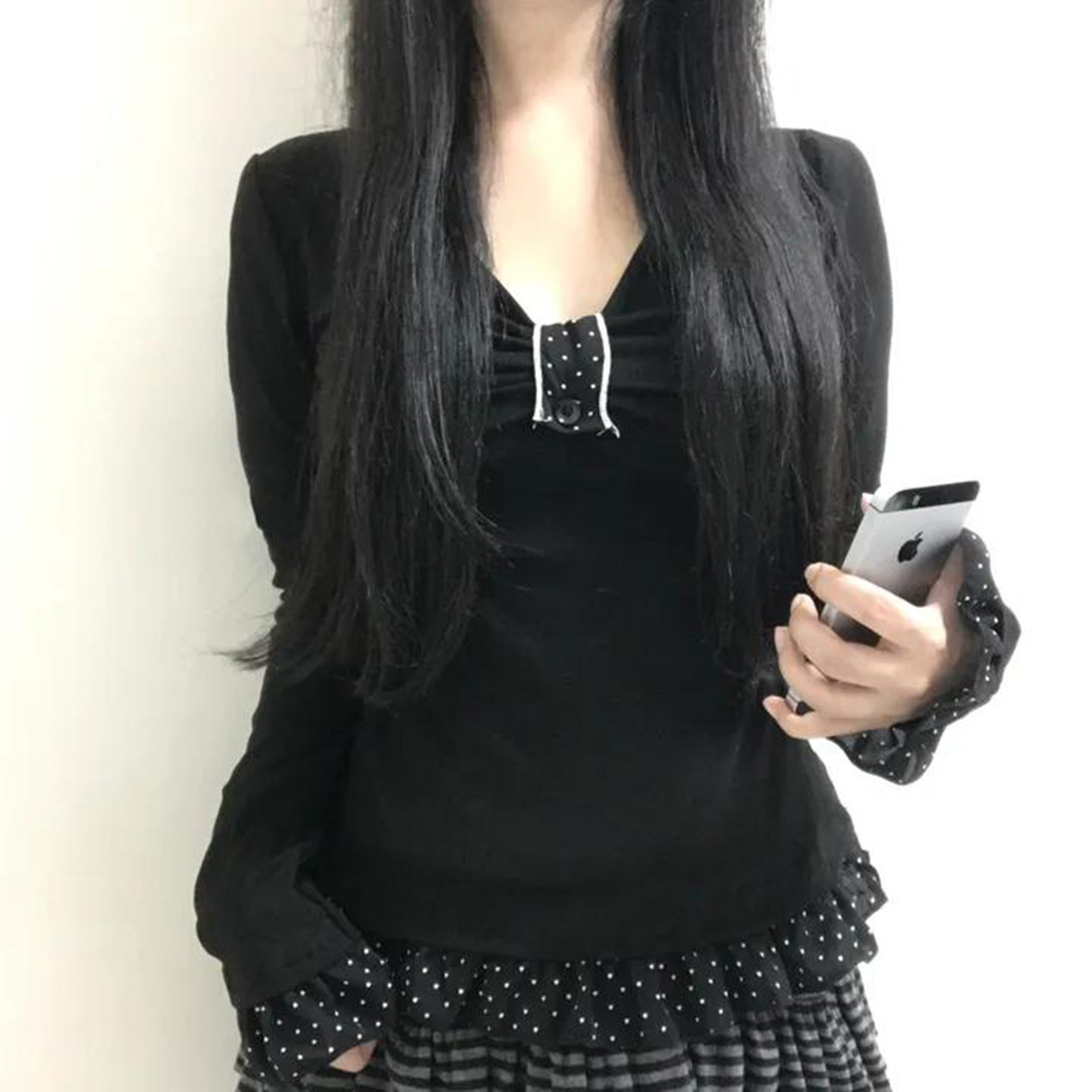 ROCKMORE【韩系纯欲】黑色内搭V领打底衫长袖T恤女波点蝴蝶结上衣,女装/女士精品,T恤,淘宝优惠券,粉丝福利购,淘宝优惠卷