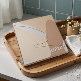 击破扁平宛若天生立体小脸 低饱和妆面干净 光影戏法三色修容盘