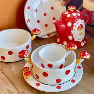 小清新红伞伞可爱日式立体蘑菇陶瓷餐盘子大碗双耳汤碗马克杯茶壶