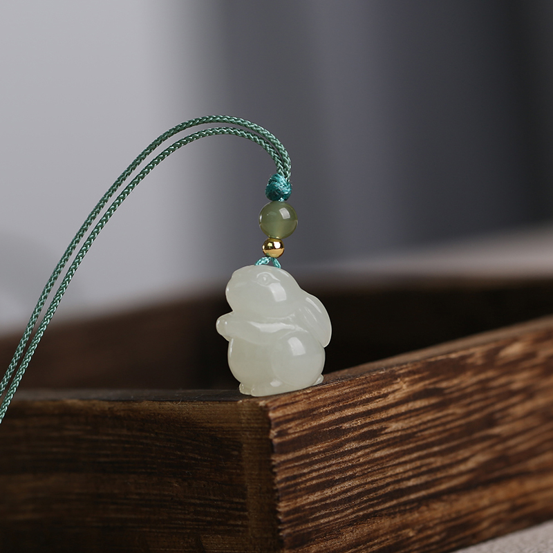 天然和田玉十二生肖兔子吊坠