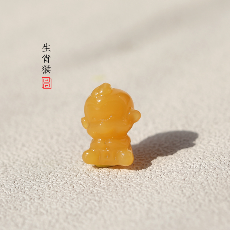 天然缅黄生肖猴吊坠 全玉化 属龙三合挂件 属蛇六合贵人  礼物