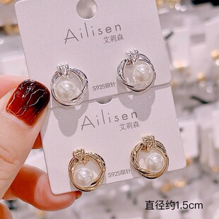 艾莉森欧美个性时尚金属不规则珍珠耳环气质温柔简约百搭耳饰