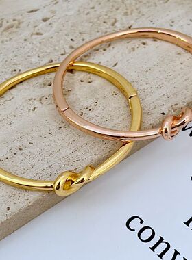 时尚女式金属爱心手镯