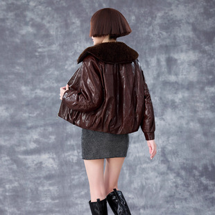 今年流行特惠欧洲站2025年冬季 油蜡绵羊皮真皮皮衣羽绒服外套 新款