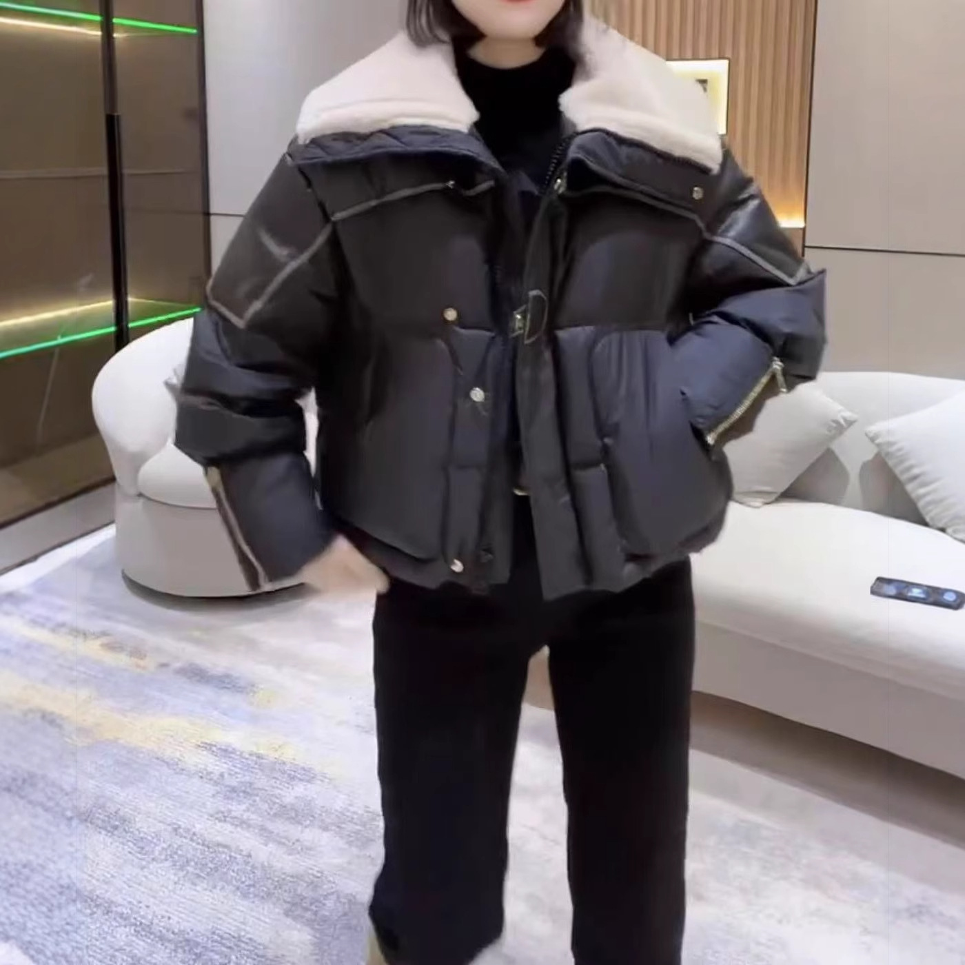 今年流行特惠8960婕妤秀洋气秋冬外套女2025新款黑色显瘦百搭短款