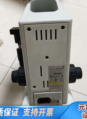 奥林巴斯(Olympus)显微镜CX21。双目目镜（模糊)，