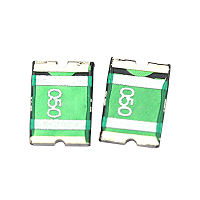 贴片PTC自恢复保险丝 封装1812 100MA 0.1A (5个)