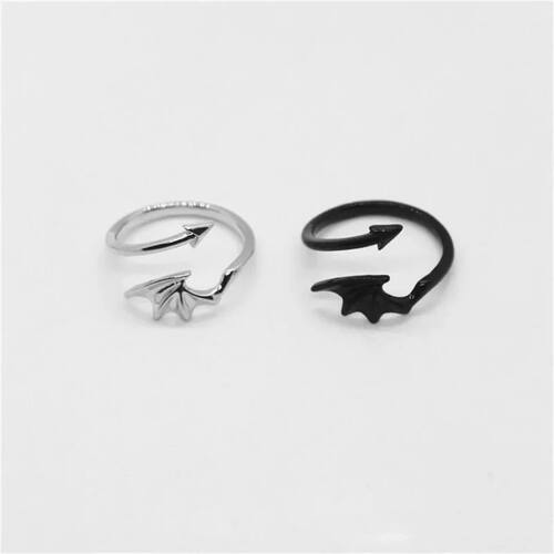 Devil and Angel Ring Female Couple