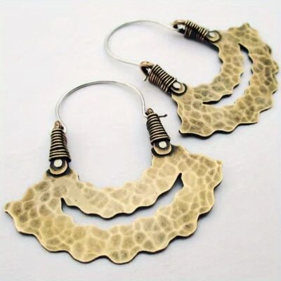 Vintage Gold Color Metal Hollow Carving Semicircle Pattern D