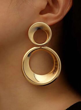 Vintage Metal Big Round Dangle Earrings for Women Exaggerate