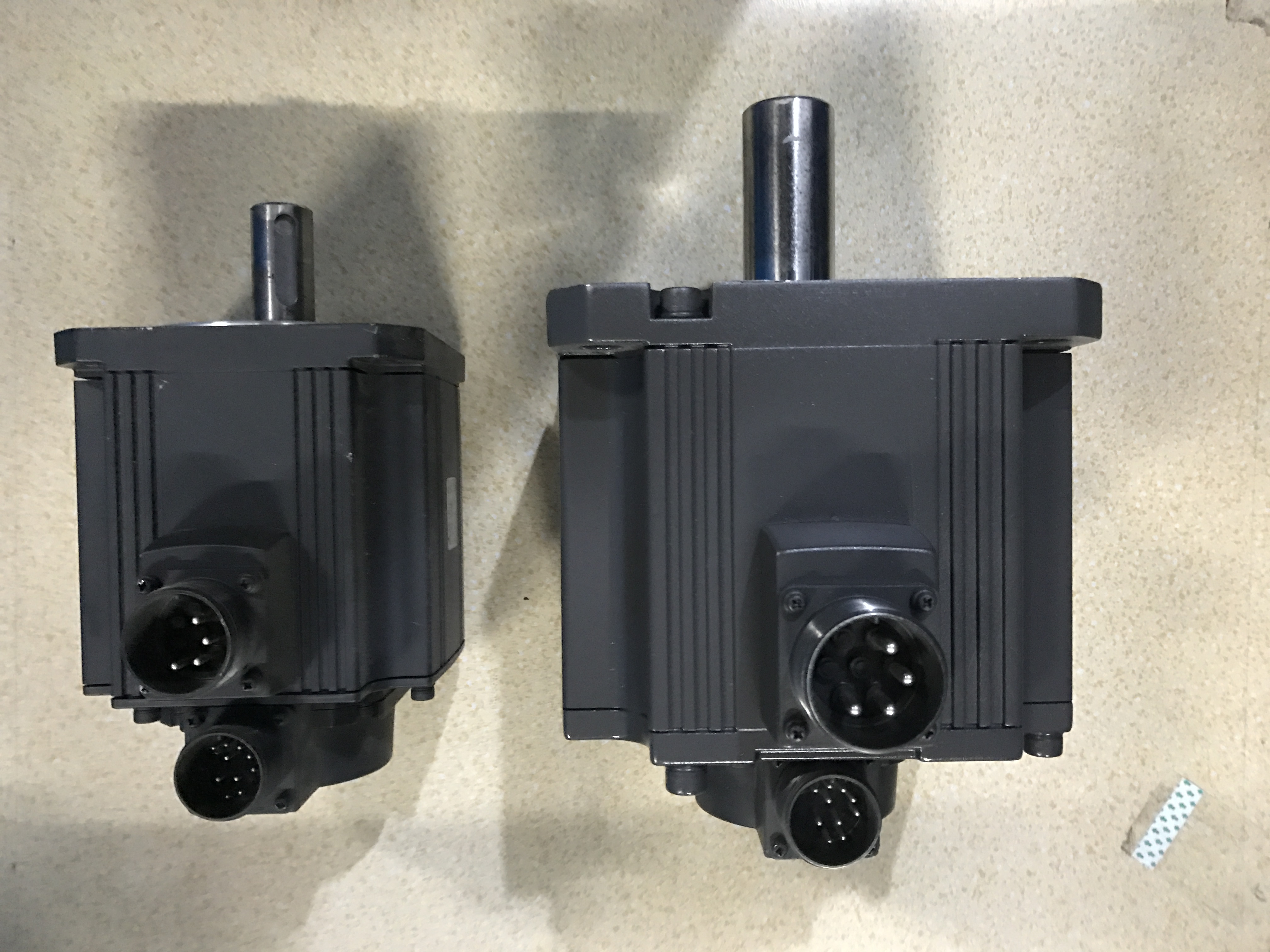 三菱电机。HC-SFS202.HC-SFS202K.HC-SFS202B.二手拆机2KW.
