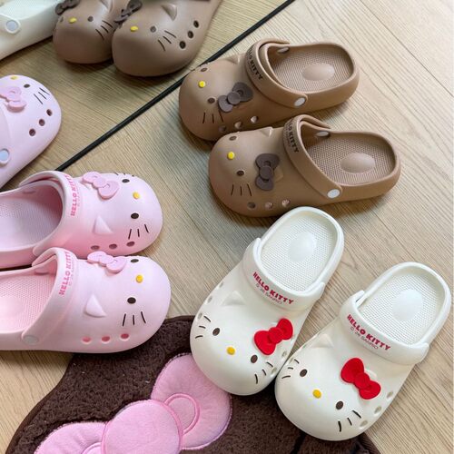 正版三丽鸥Hello Kitty洞洞鞋女夏季新品卡通可爱防滑eva包头拖鞋