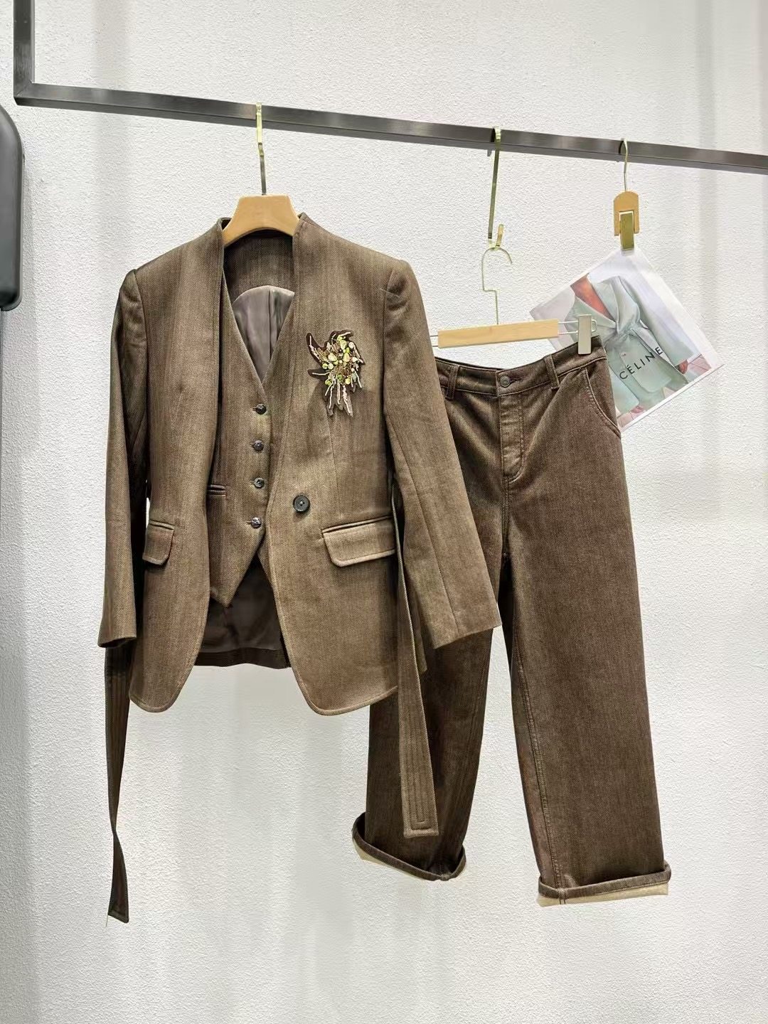 价格咨询.欧洲站原创设计走秀重工高定气质香风套装白领贵妇1213