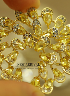 XZ267洋气黄色圆开品合成水晶韩版胸针女胸花韩国饰品领夹别针丝