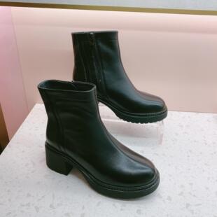 KISSCAT接吻猫2024秋冬通勤短靴真皮粗跟厚底时装 靴女KA54887