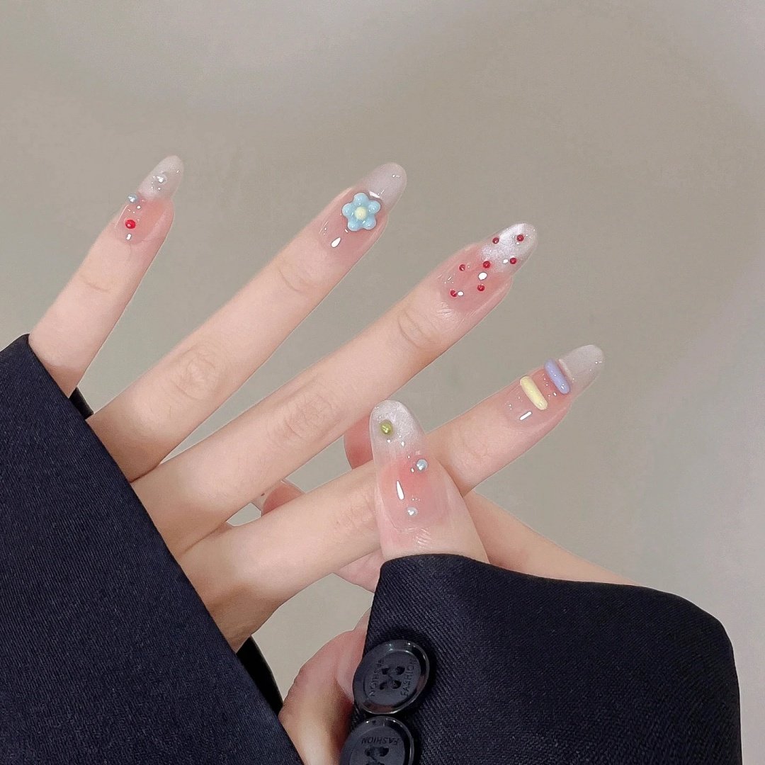 手工定制成品假指甲贴片显白可爱俏皮可拆卸美甲穿戴甲孕妇新娘美,彩妆/香水/美妆工具,穿戴甲/甲片,淘宝优惠券,粉丝福利购,淘宝优惠卷