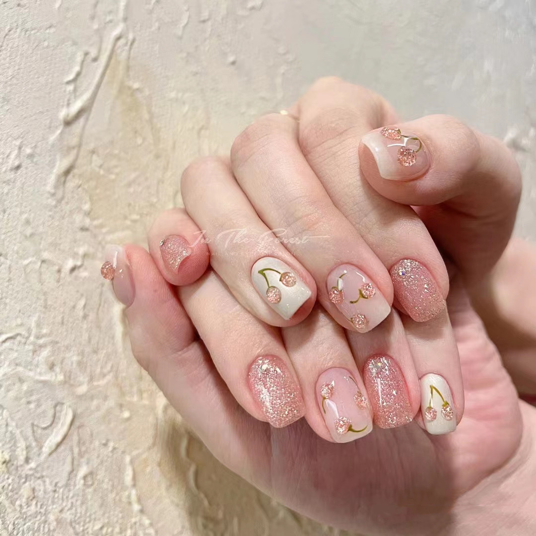 手工定制光疗樱桃美甲假指甲贴片