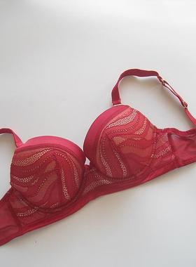 PS~红色蕾丝有钢圈薄棉罩杯微聚拢上托内搭胸衣70D