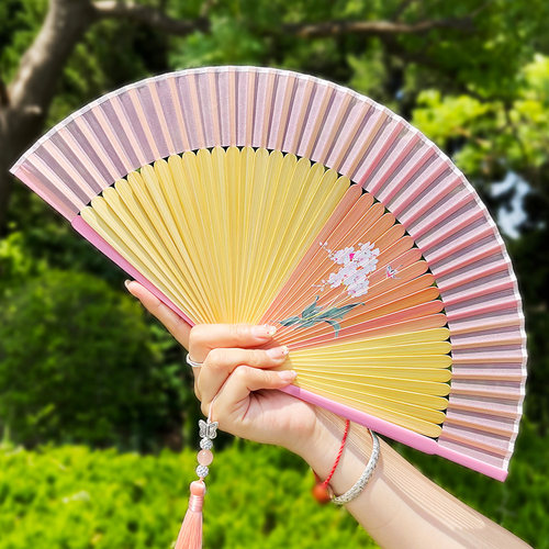 中国风忆江南扇子7寸真丝女士折扇竹扇古风汉服旗袍好开合舞蹈扇