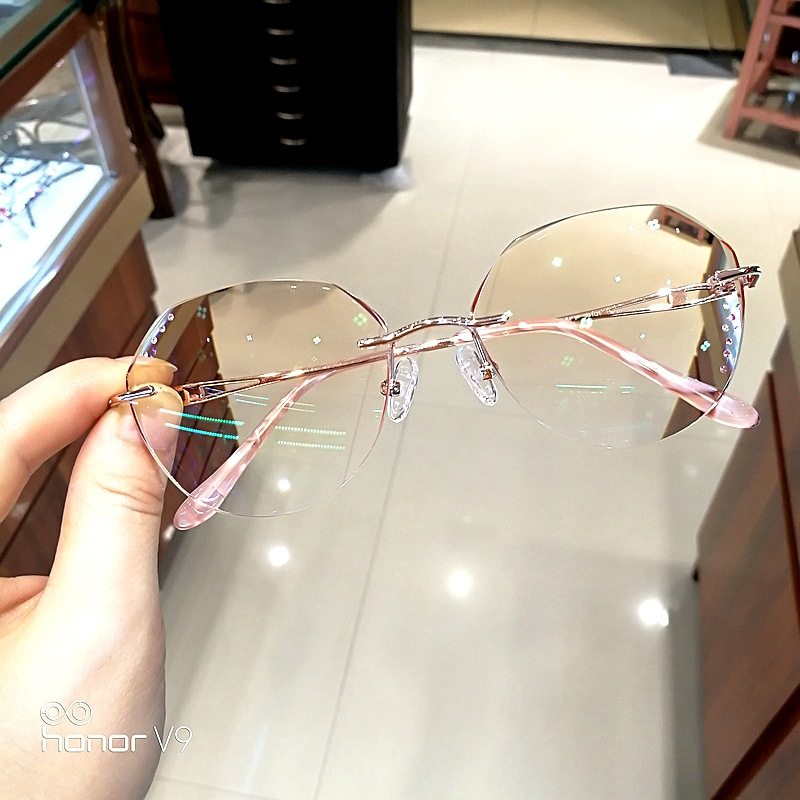 女无框纯钛超轻近视眼镜架抖音仙女圆形水晶切边镜框显脸小9012,ZIPPO/瑞士军刀/眼镜,定制成品光学镜,淘宝优惠券,粉丝福利购,淘宝优惠卷