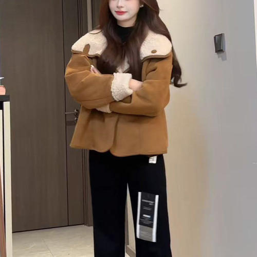 双面穿皮毛一体短外套女2