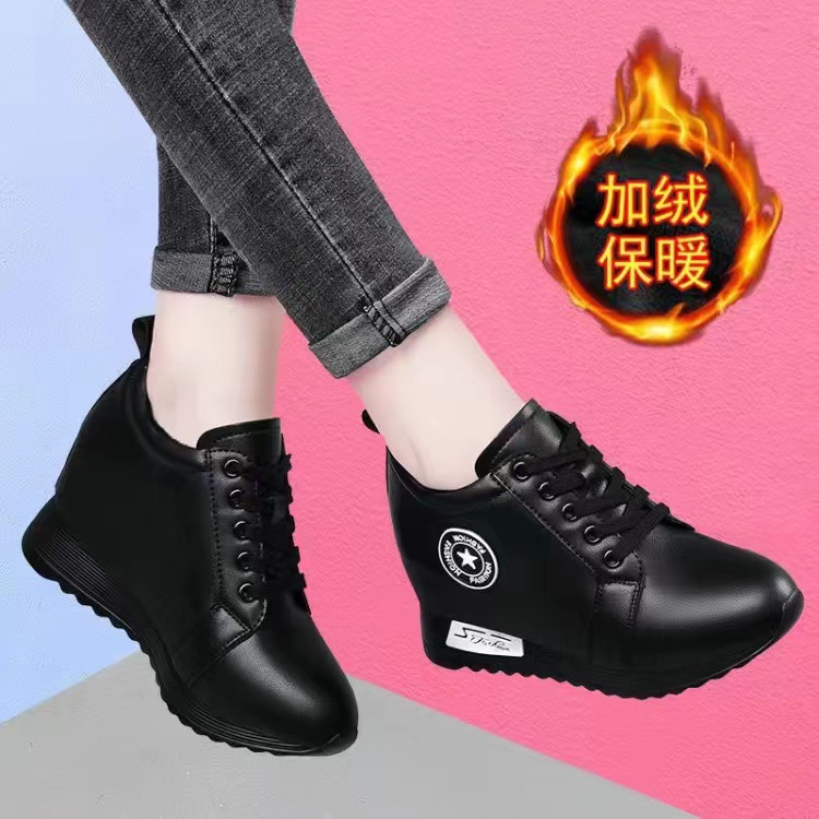 内增高女鞋2025新款冬季皮面休闲女鞋软底百搭女士加绒保暖妈妈鞋