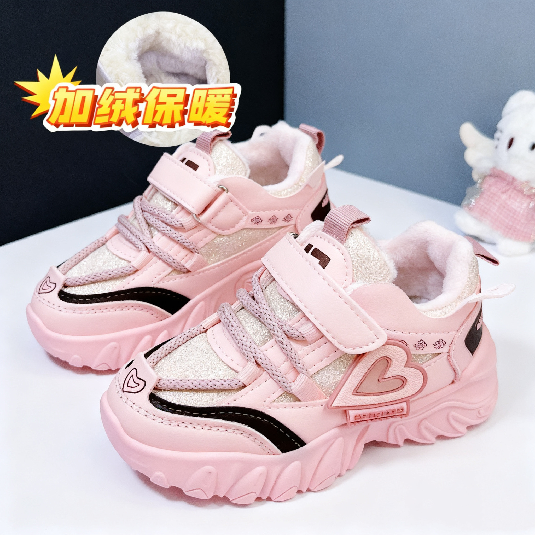 女童加绒运动鞋2025冬季新款韩版保暖老爹鞋儿童休闲软底防滑棉鞋