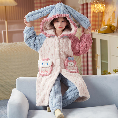 玉桂狗美乐蒂女童法兰绒睡袍套装