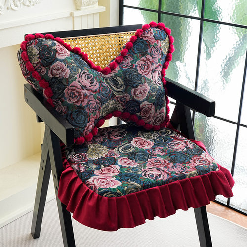 凤蝶舞蝴蝶造型装饰靠枕