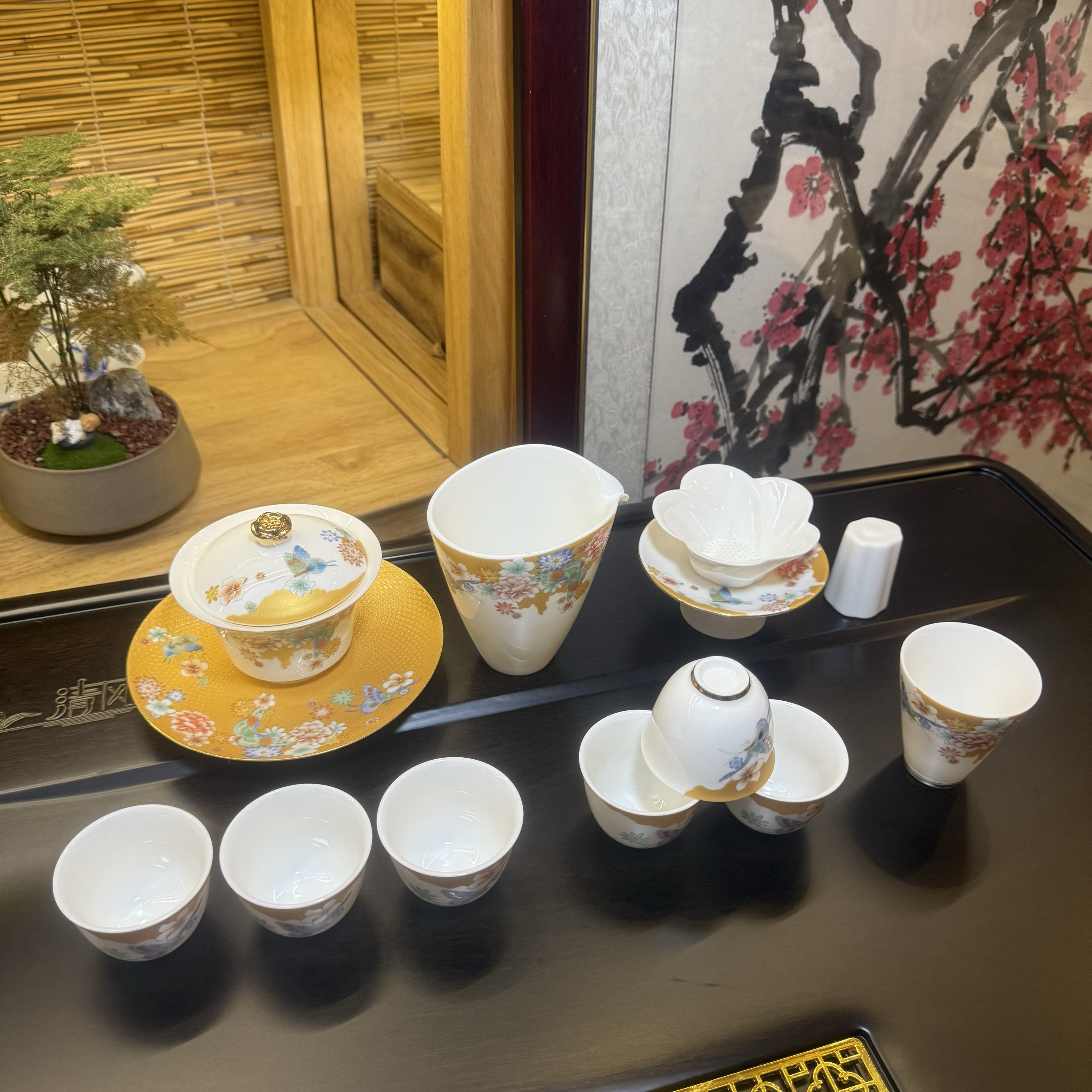 高端白瓷功夫茶具套装花蝶绵绵繁花似锦功夫茶具套装花印盖碗茶杯